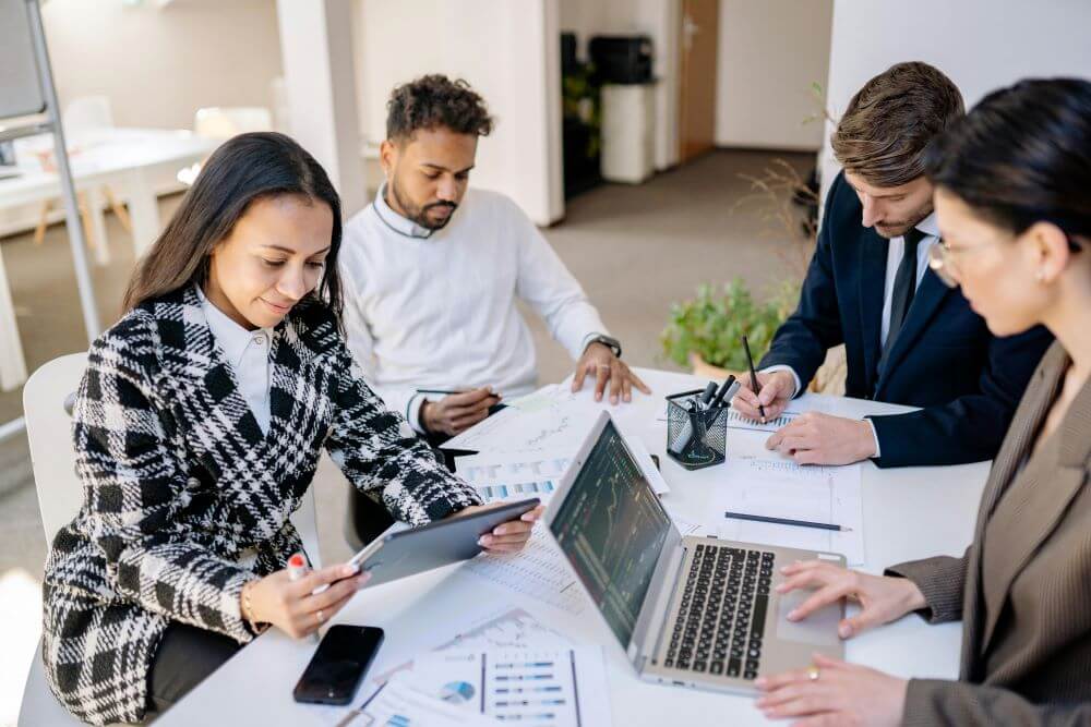 The Lean Brand: Establishing Business Credibility Without the Big Spend