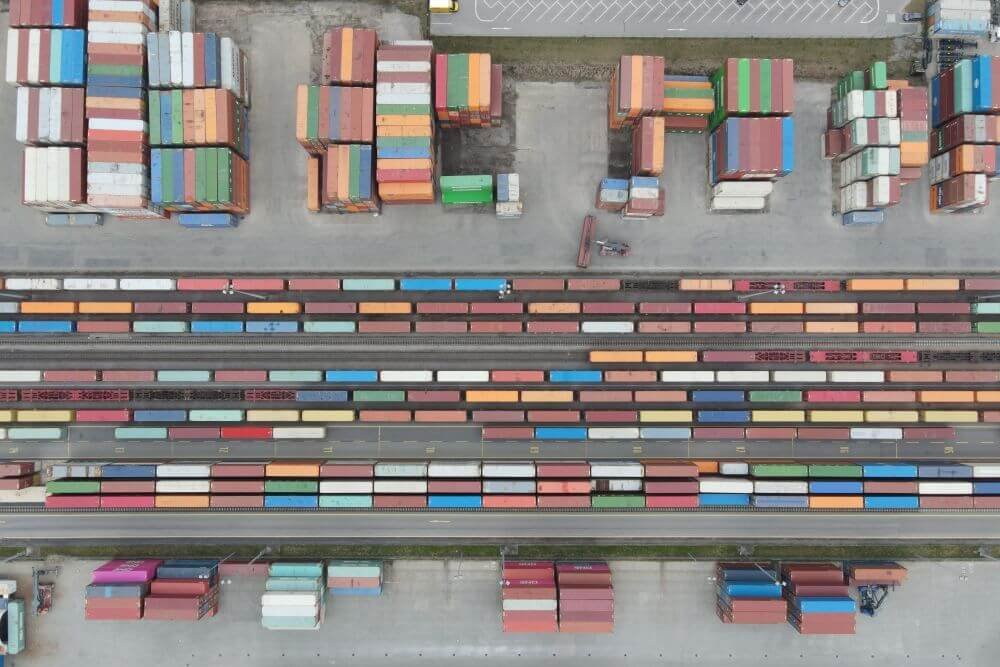 Building a Cost-Effective Freight Strategy for Mid-Sized Companies