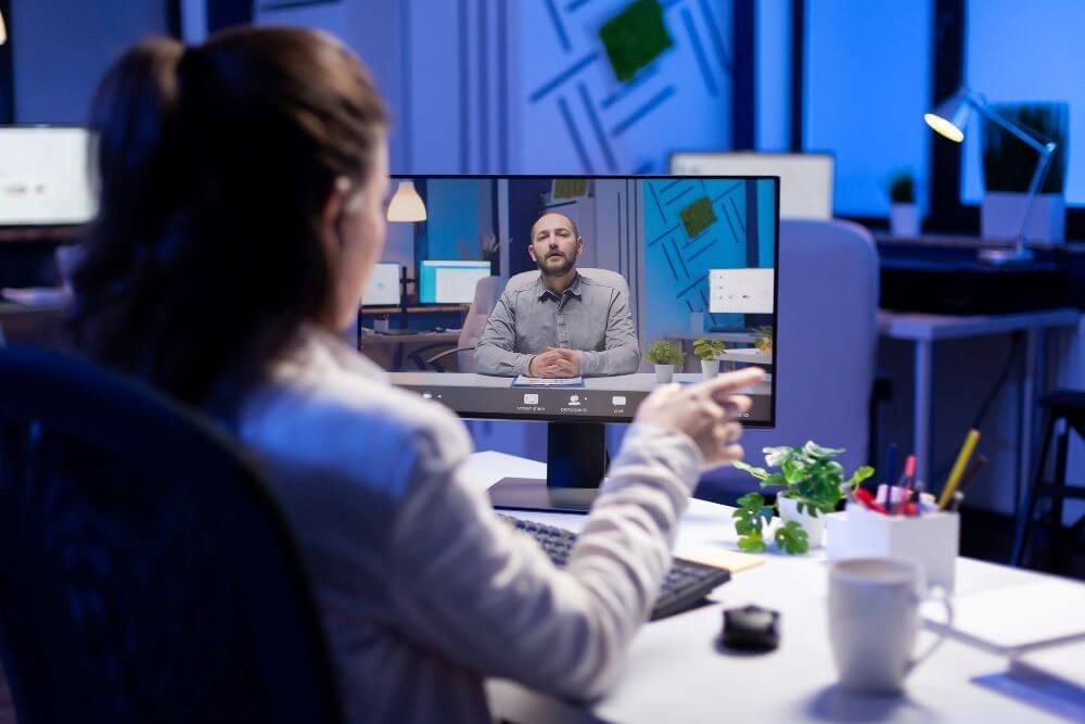How AI Transcription Helps Remote Teams Work Smarter Together