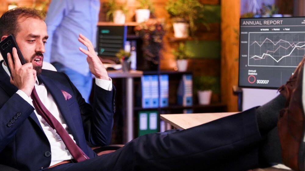 How Stop-Loss Orders Help Investors Manage Volatility