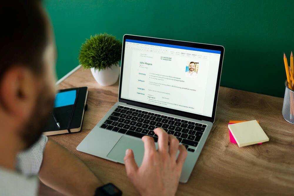 7 Best Applicant Tracking Systems For Smarter Hiring In 2026