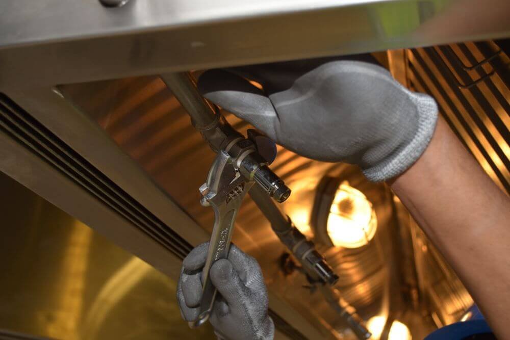 Why Midtown Atlanta High-Rises Mandate Professional Leak Repair in Atlanta, GA Annually